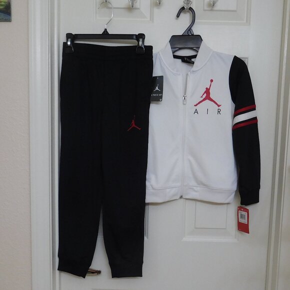 NWT 2pc Air Jordan White Red Black Zip Coat & Pants Set sz 6 - Picture 1 of 1